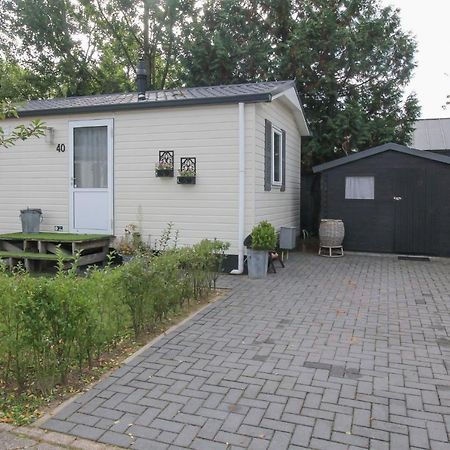 Sfeervol Chalet Op De Veluwe プッテン エクステリア 写真