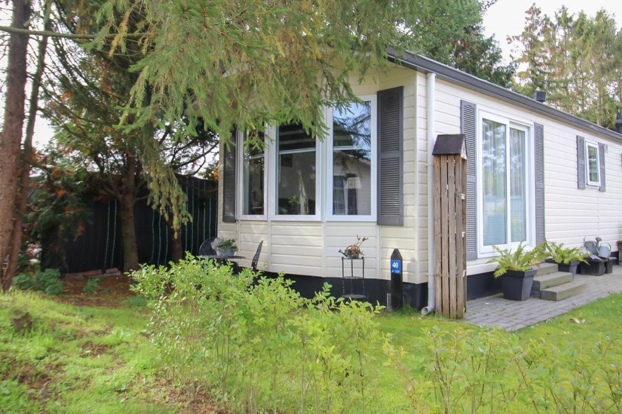 Sfeervol Chalet Op De Veluwe プッテン エクステリア 写真